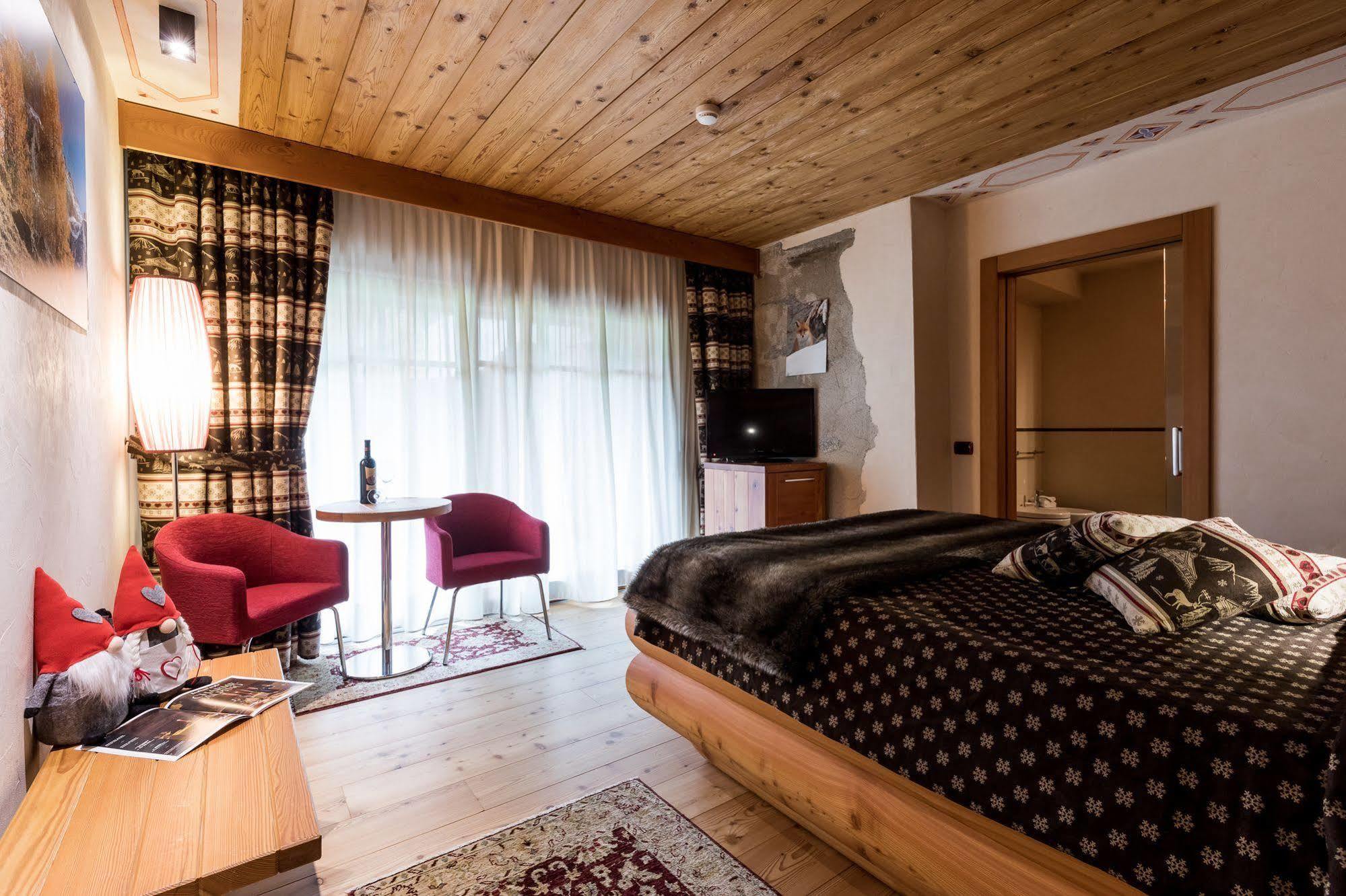 Hotel Maso Del Brenta Caderzone Eksteriør bilde